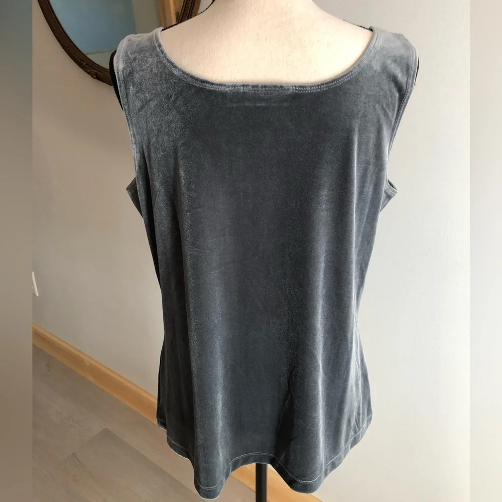 Susan Graver Grey Luxe Velvet Cardigan & Tank Set Size Large - Picture 7 of 10
